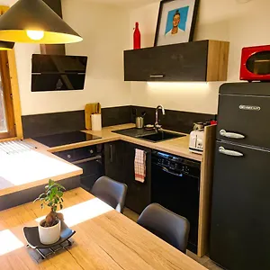 Appt Tournette - Centre Village, Vue Montagne - Aravistour Saint-Jean-de-Sixt